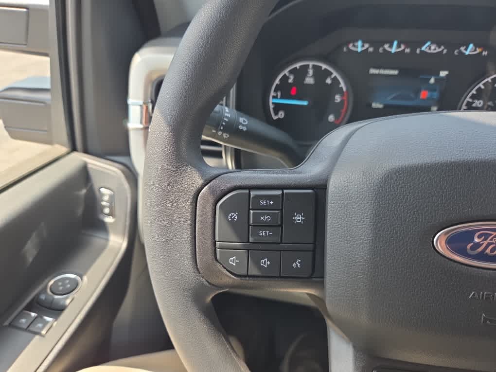2025 Ford Super Duty F-450 DRW XL