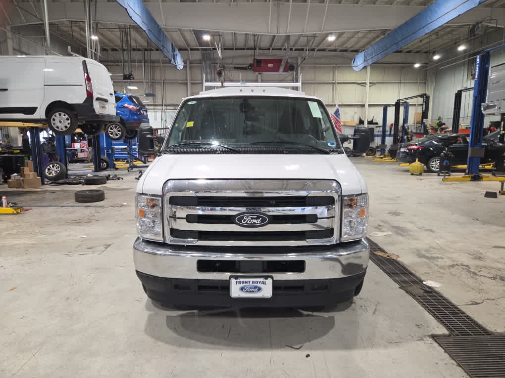 2026 Ford E-Series Cutaway Base