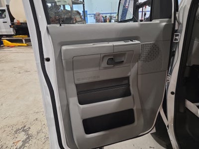 2026 Ford E-Series Cutaway Base