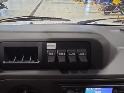 2026 Ford E-Series Cutaway Base