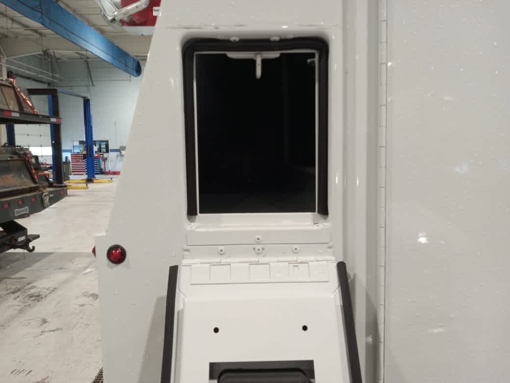 2026 Ford E-Series Cutaway Base
