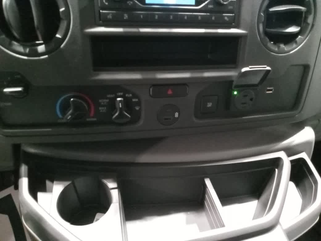 2026 Ford E-Series Cutaway Base
