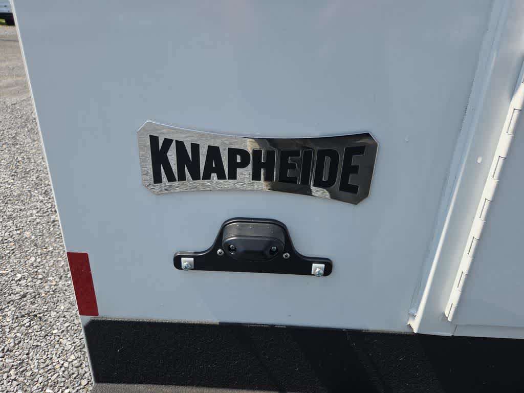 2024 Ford E-Series Cutaway Base