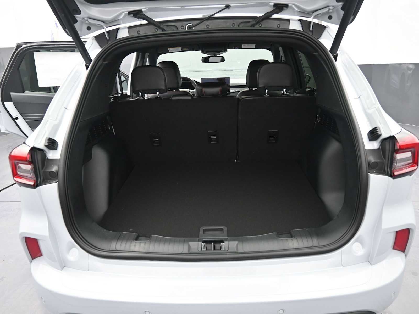 2026 Ford Escape ST-Line Elite