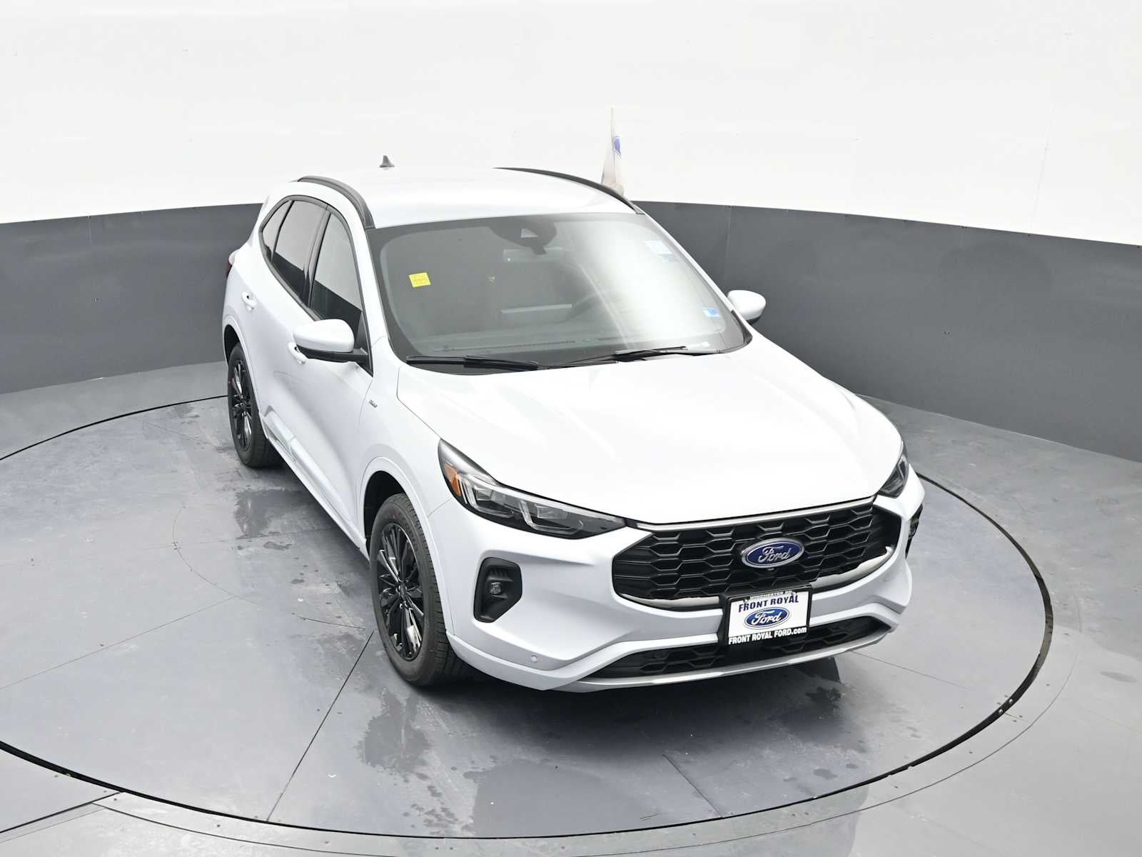 2026 Ford Escape ST-Line Elite
