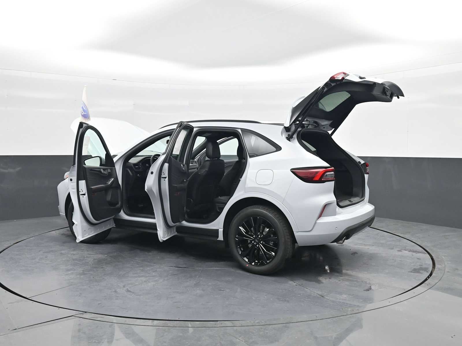 2026 Ford Escape ST-Line Elite