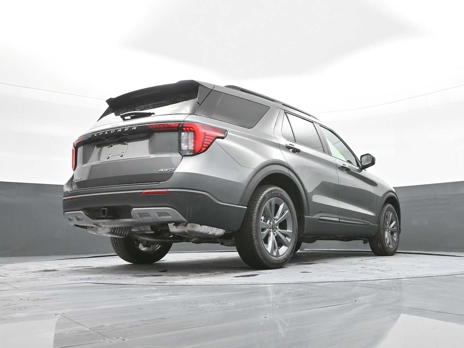 2026 Ford Explorer Base