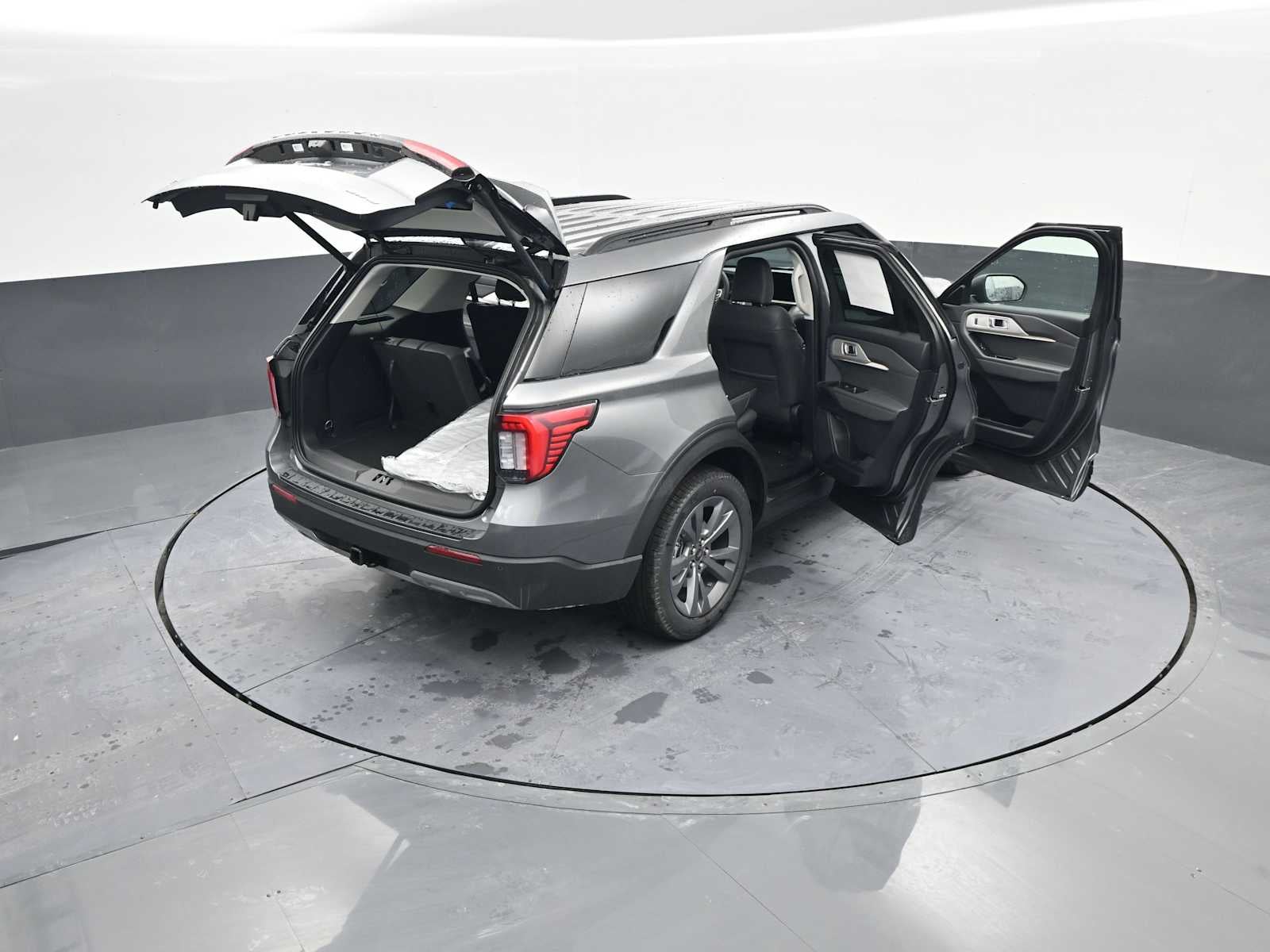 2026 Ford Explorer Base