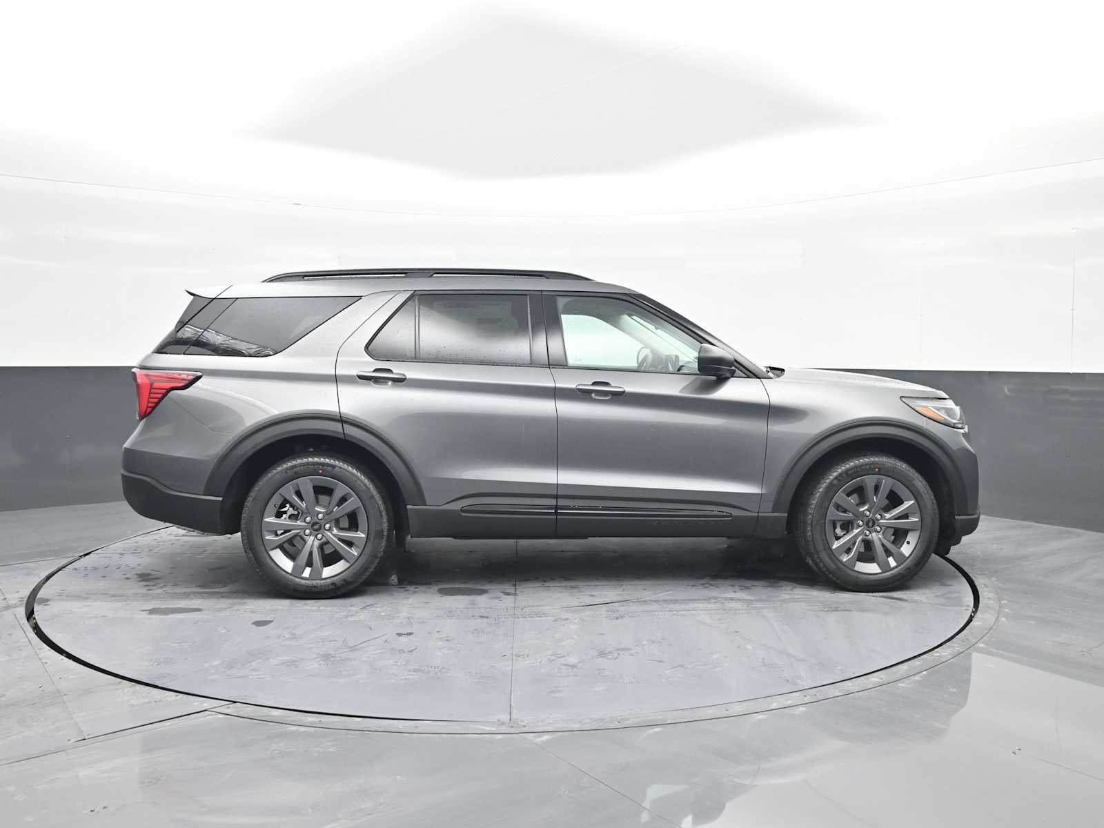 2026 Ford Explorer Base