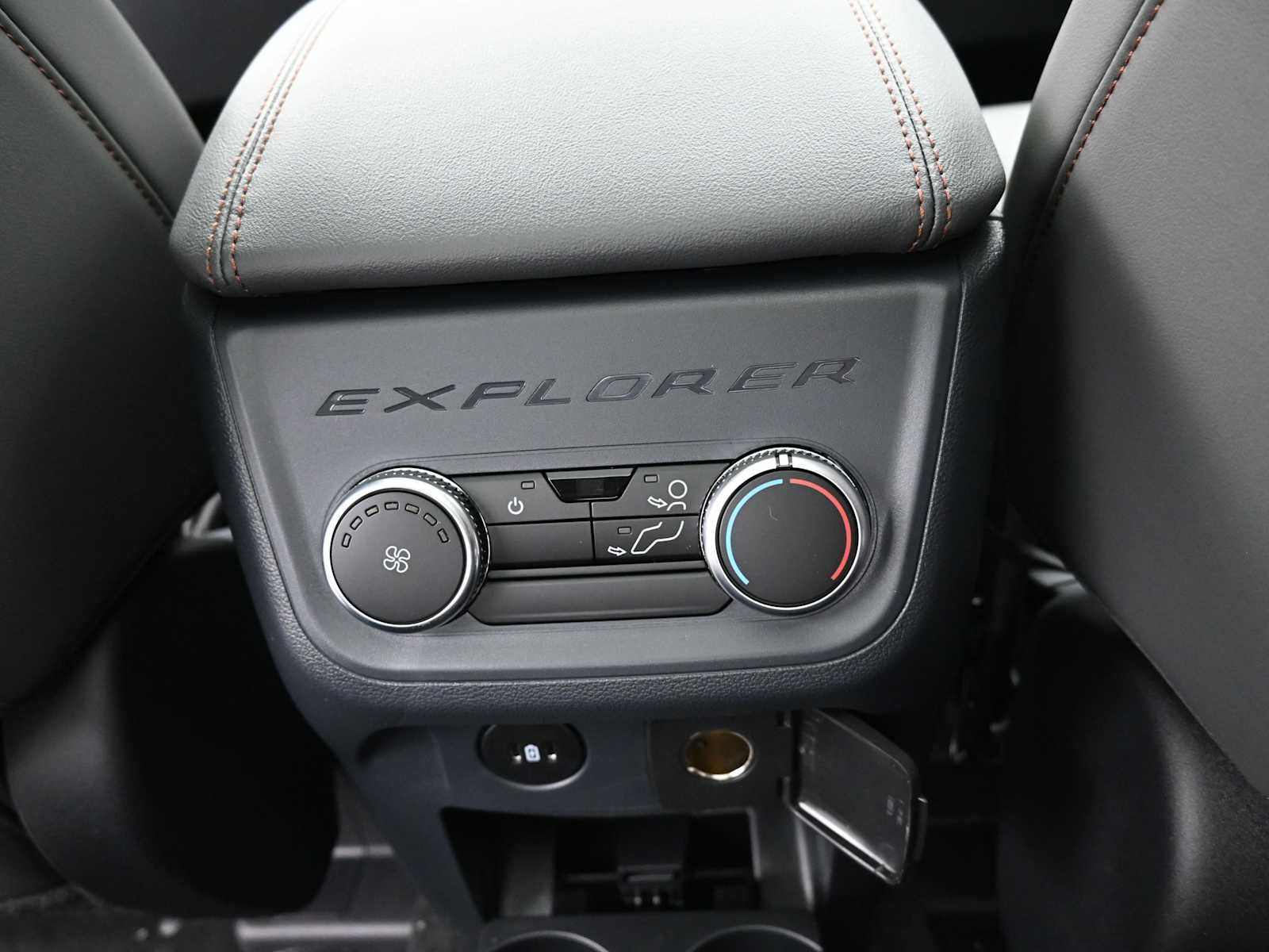 2026 Ford Explorer Base