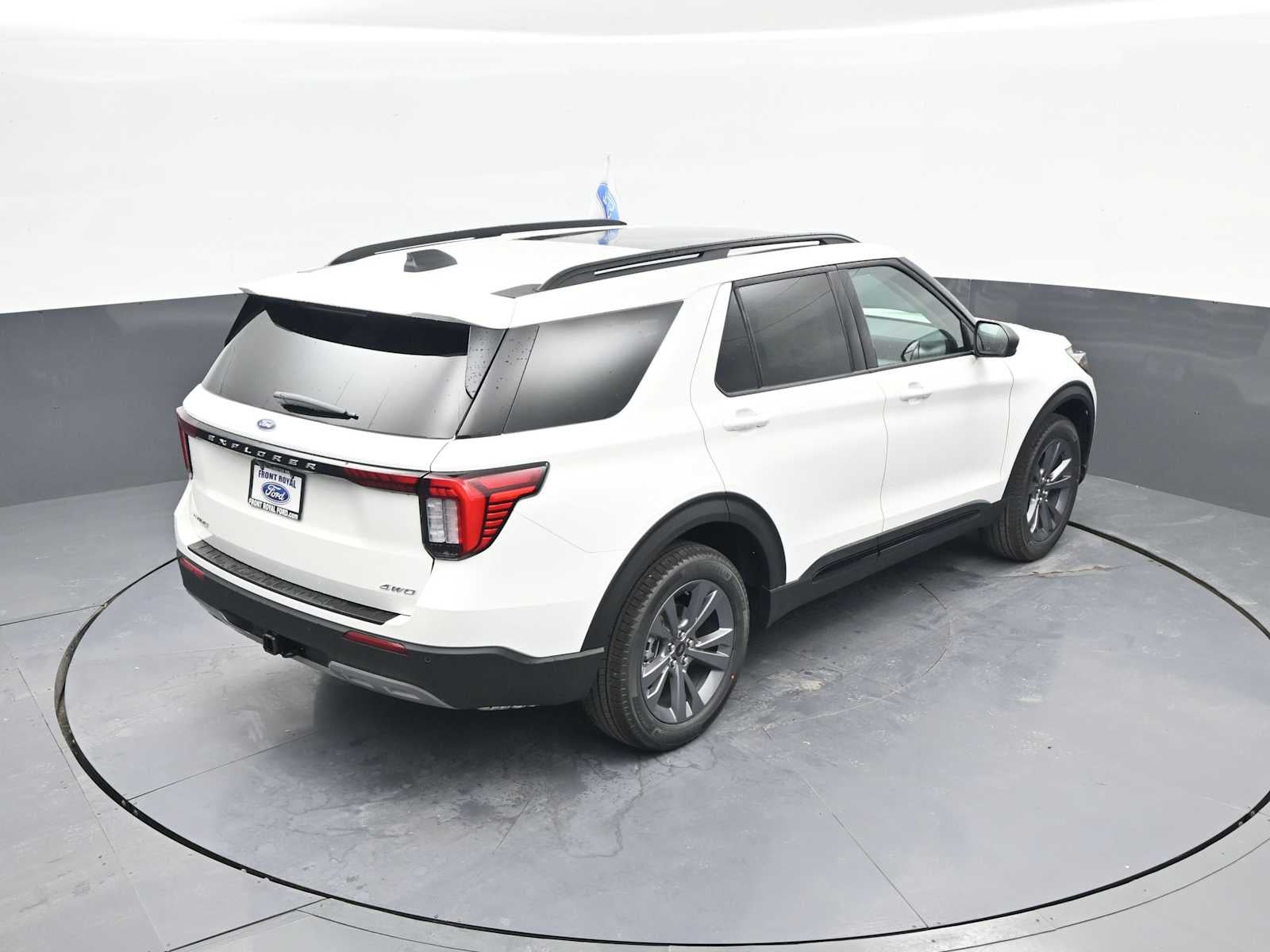 2026 Ford Explorer Base