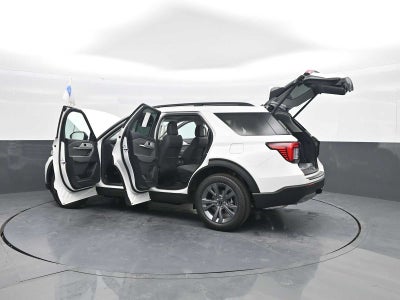 2026 Ford Explorer Base