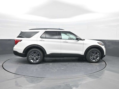 2026 Ford Explorer Base