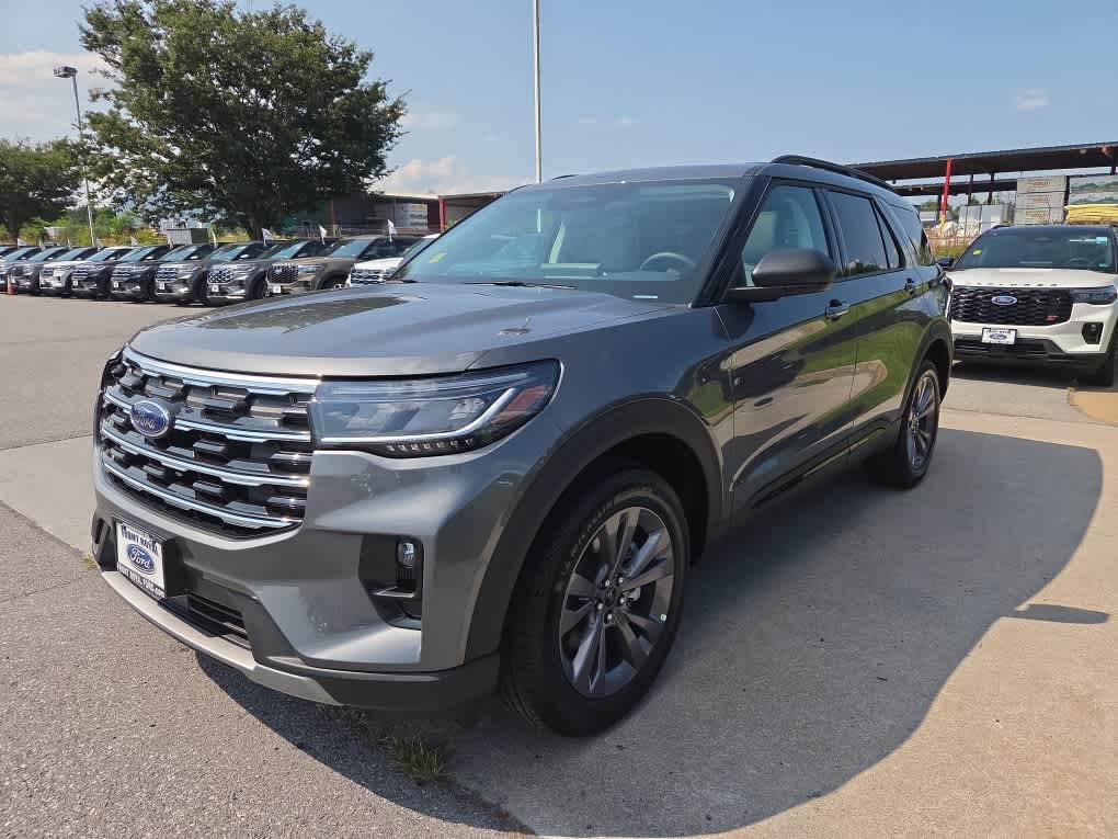 2026 Ford Explorer Active w/200A Pkg