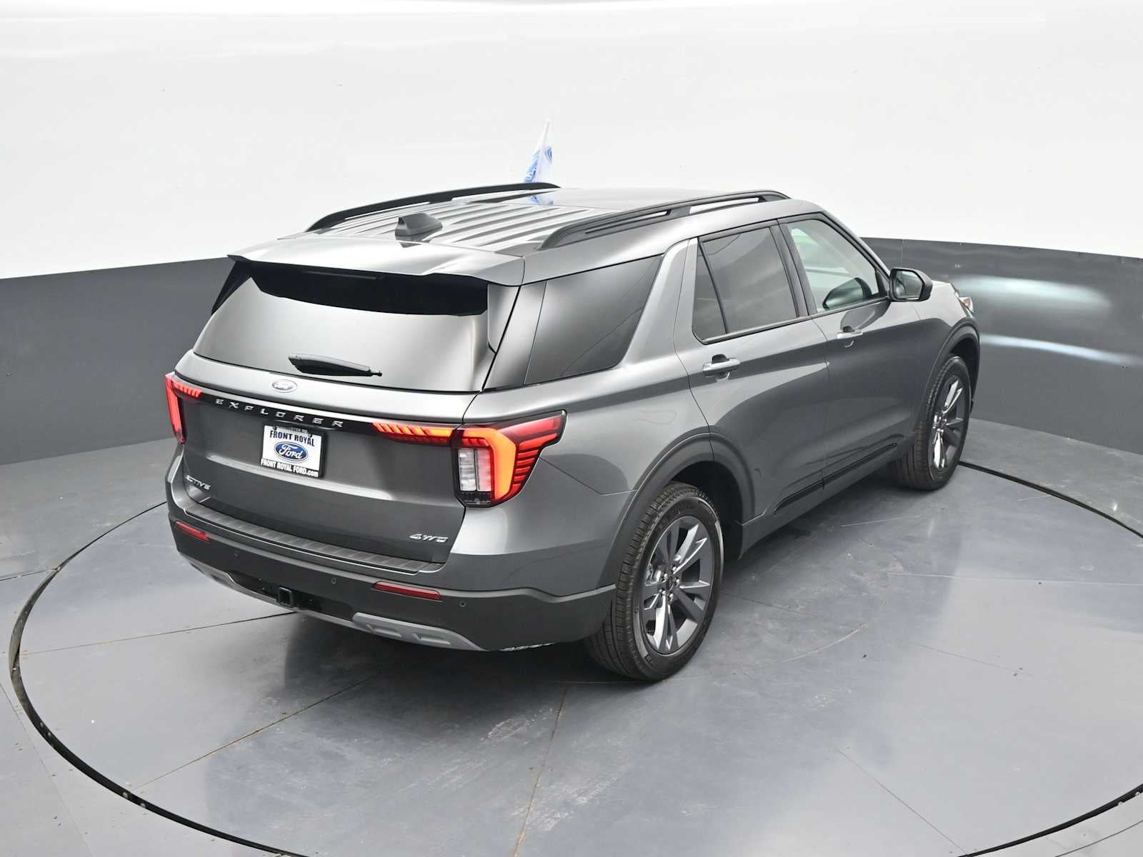 2026 Ford Explorer Active w/200A Pkg