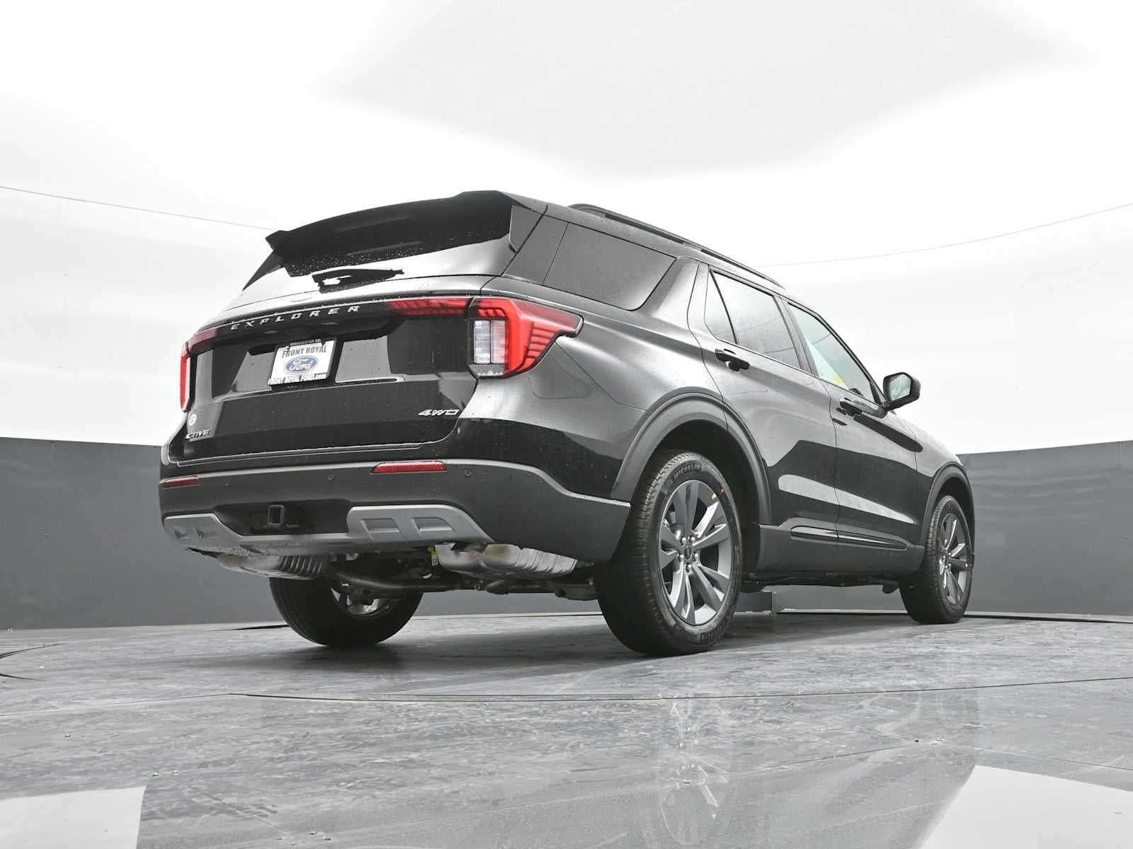 2026 Ford Explorer Active w/100A Pkg