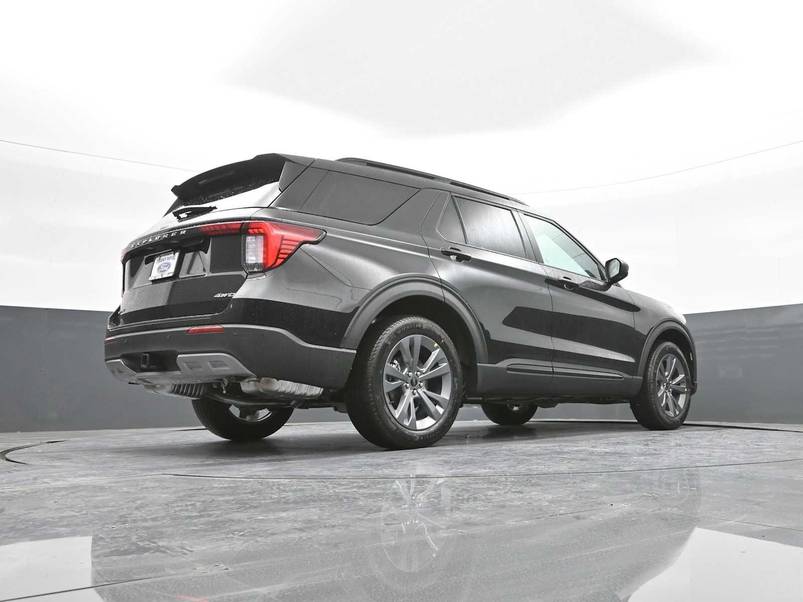 2026 Ford Explorer Active w/100A Pkg