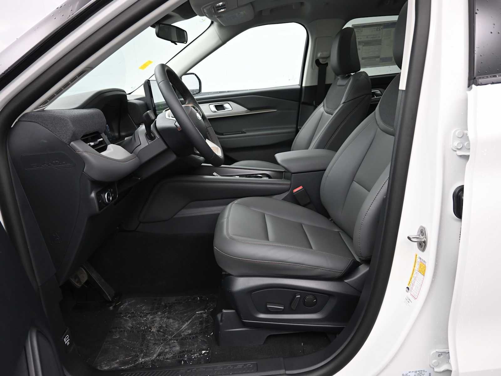 2026 Ford Explorer Base