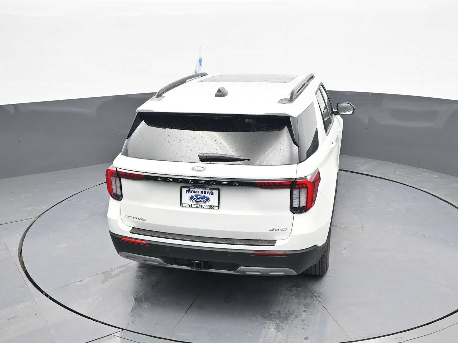 2026 Ford Explorer Base