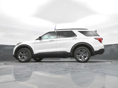 2026 Ford Explorer Base