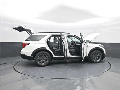 2026 Ford Explorer Base