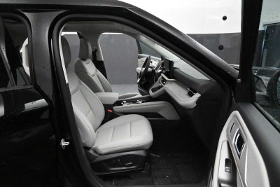 2026 Ford Explorer Base