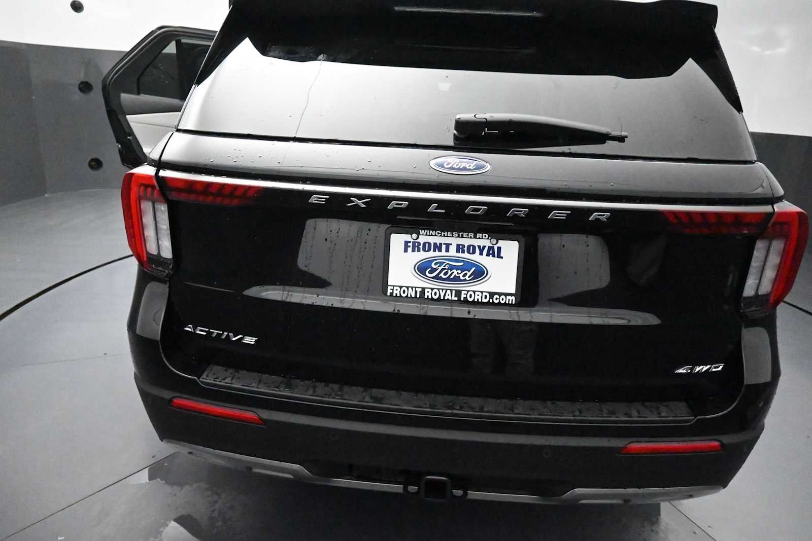 2026 Ford Explorer Base