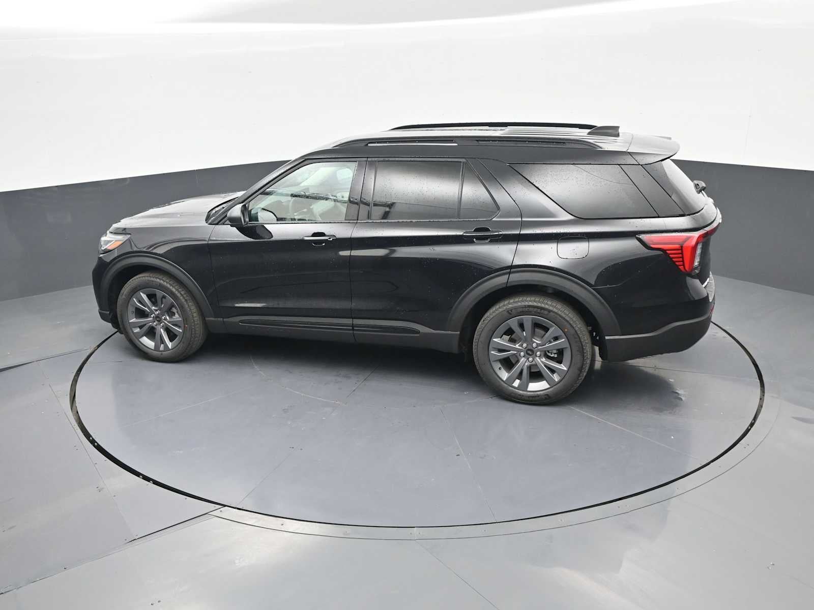 2026 Ford Explorer Base