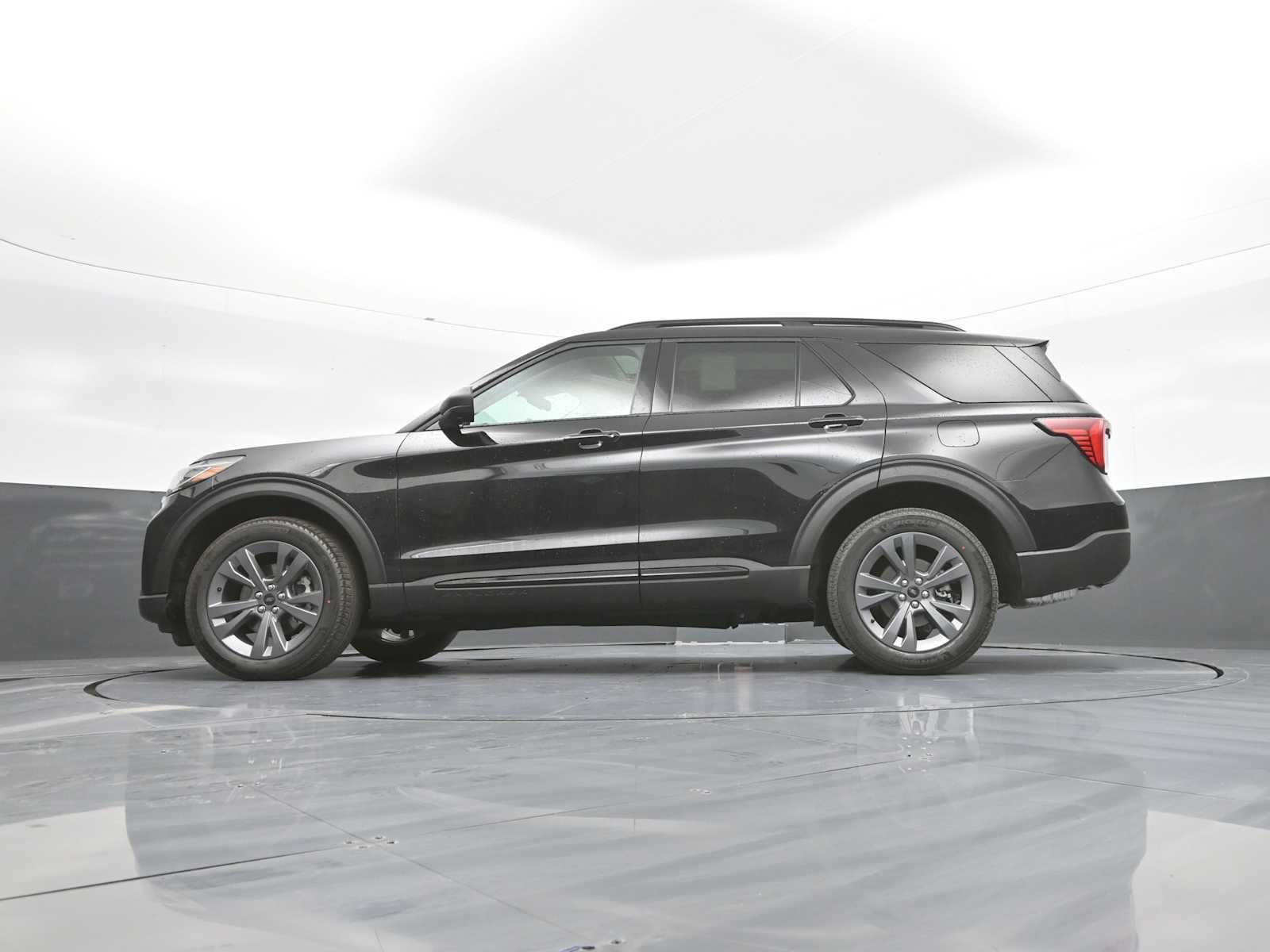 2026 Ford Explorer Base