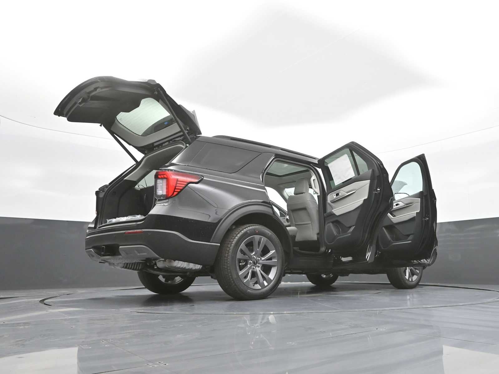 2026 Ford Explorer Base
