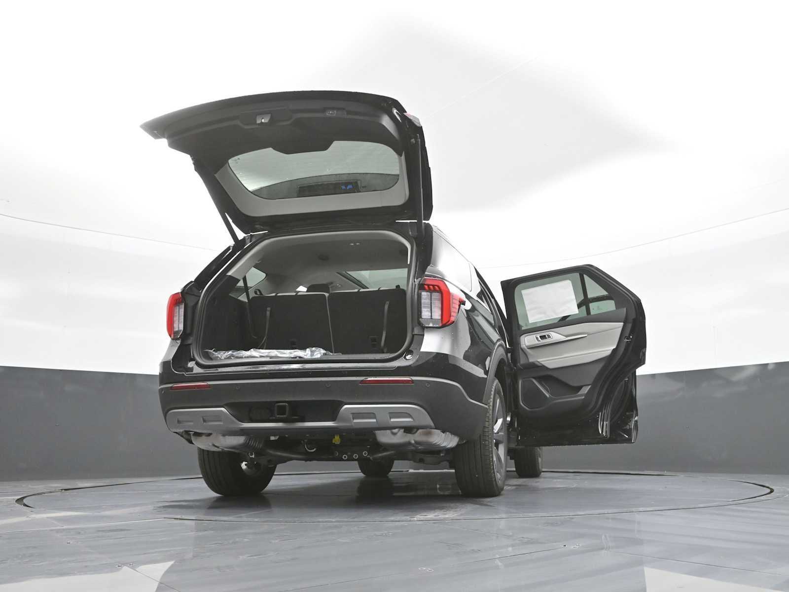 2026 Ford Explorer Base