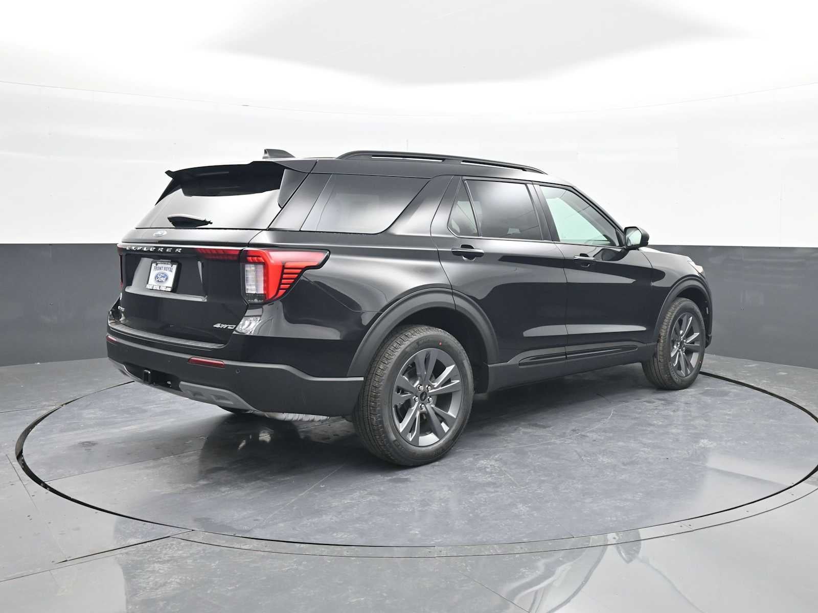 2026 Ford Explorer Active w/100A Pkg