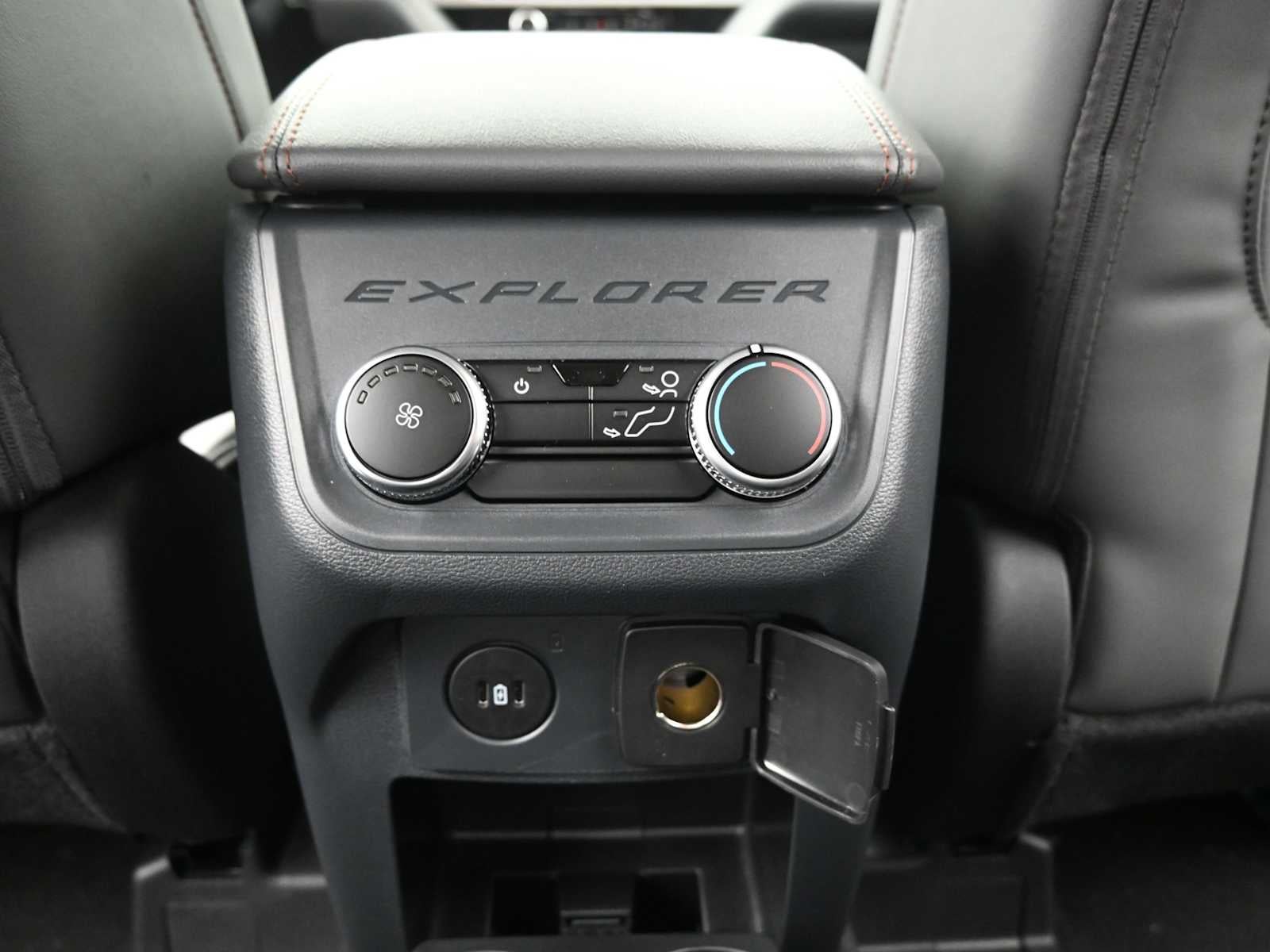 2026 Ford Explorer Active w/100A Pkg