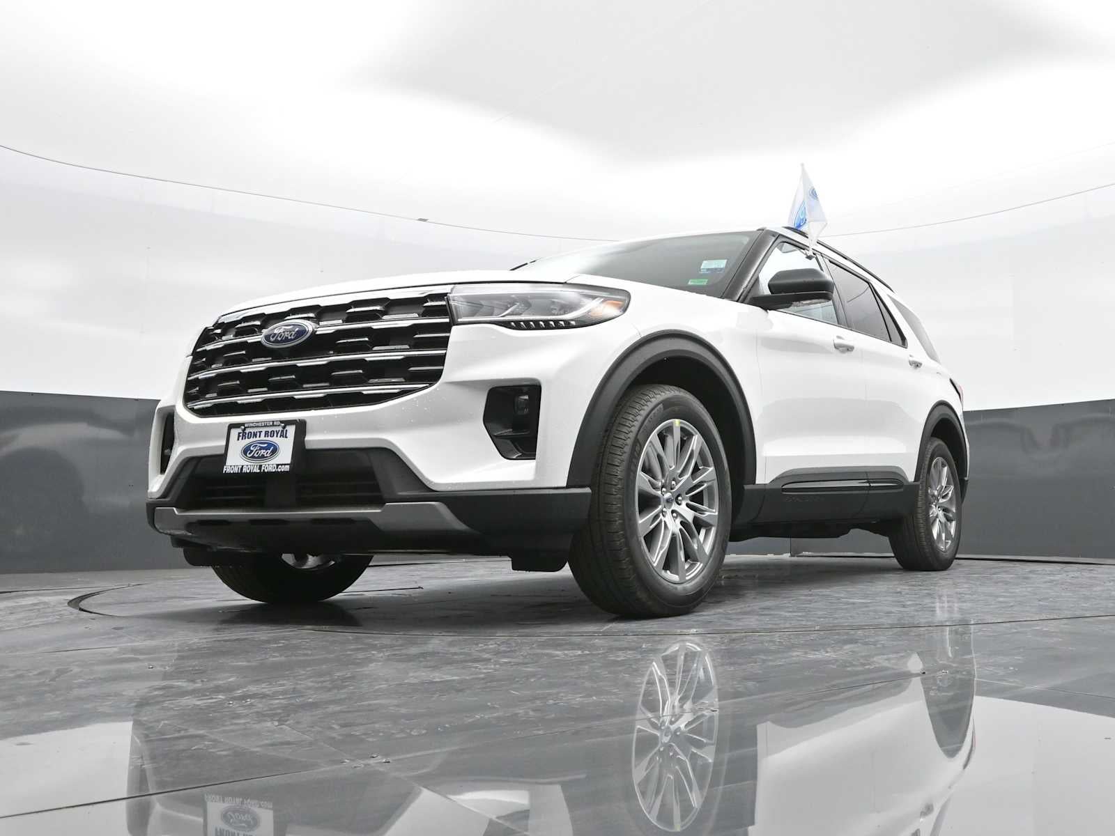 2026 Ford Explorer Active w/100A Pkg