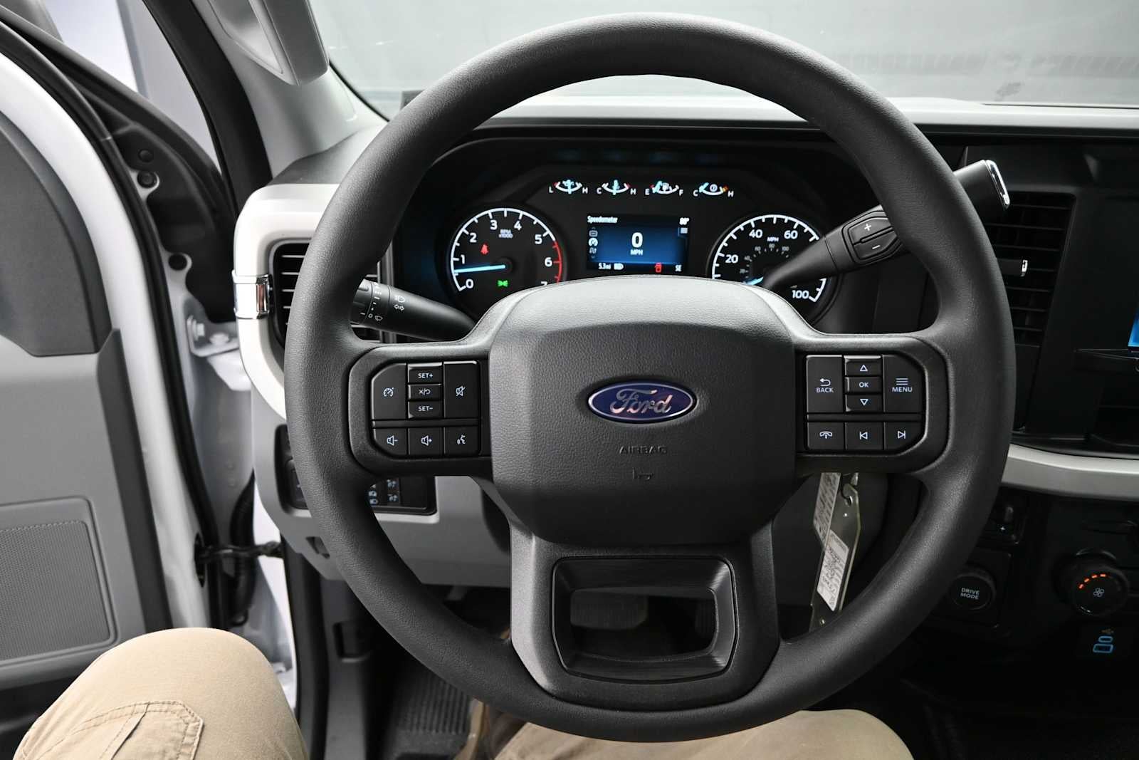 2027 Ford Super Duty F-250 SRW XL