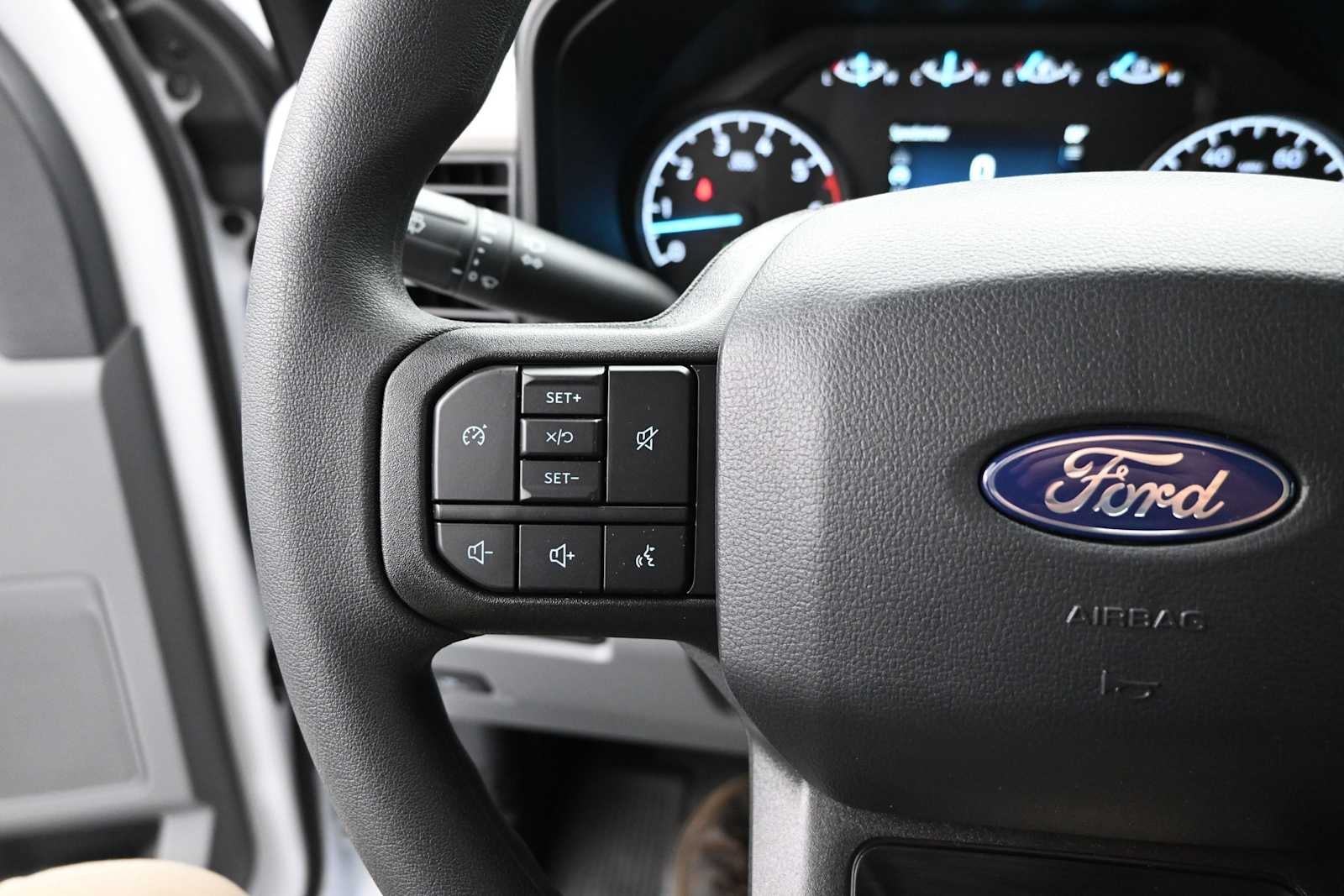 2027 Ford Super Duty F-250 SRW XL