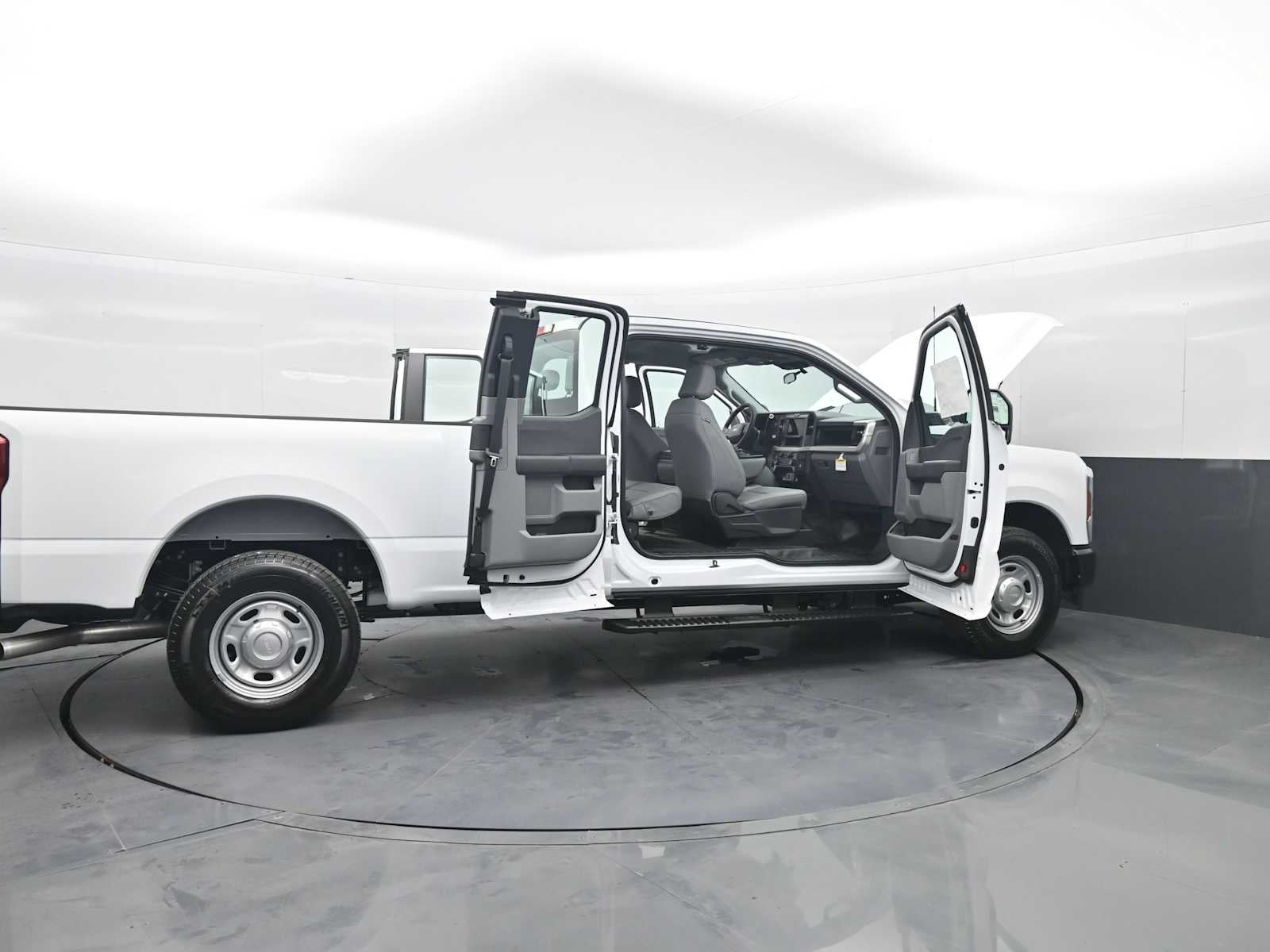 2027 Ford Super Duty F-250 SRW XL