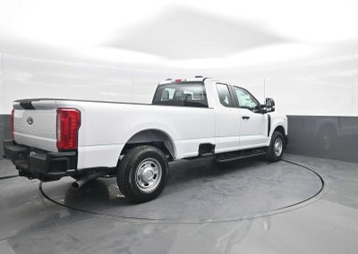 2027 Ford Super Duty F-250 SRW XL