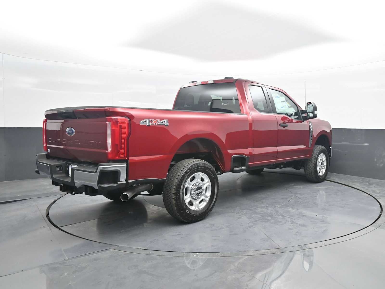 2026 Ford Super Duty F-250 SRW XLT