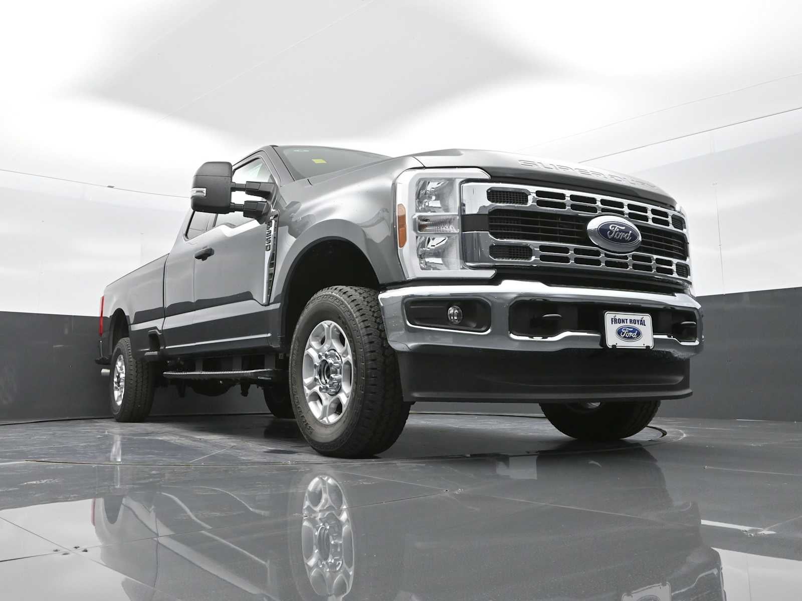 2026 Ford Super Duty F-250 SRW XLT