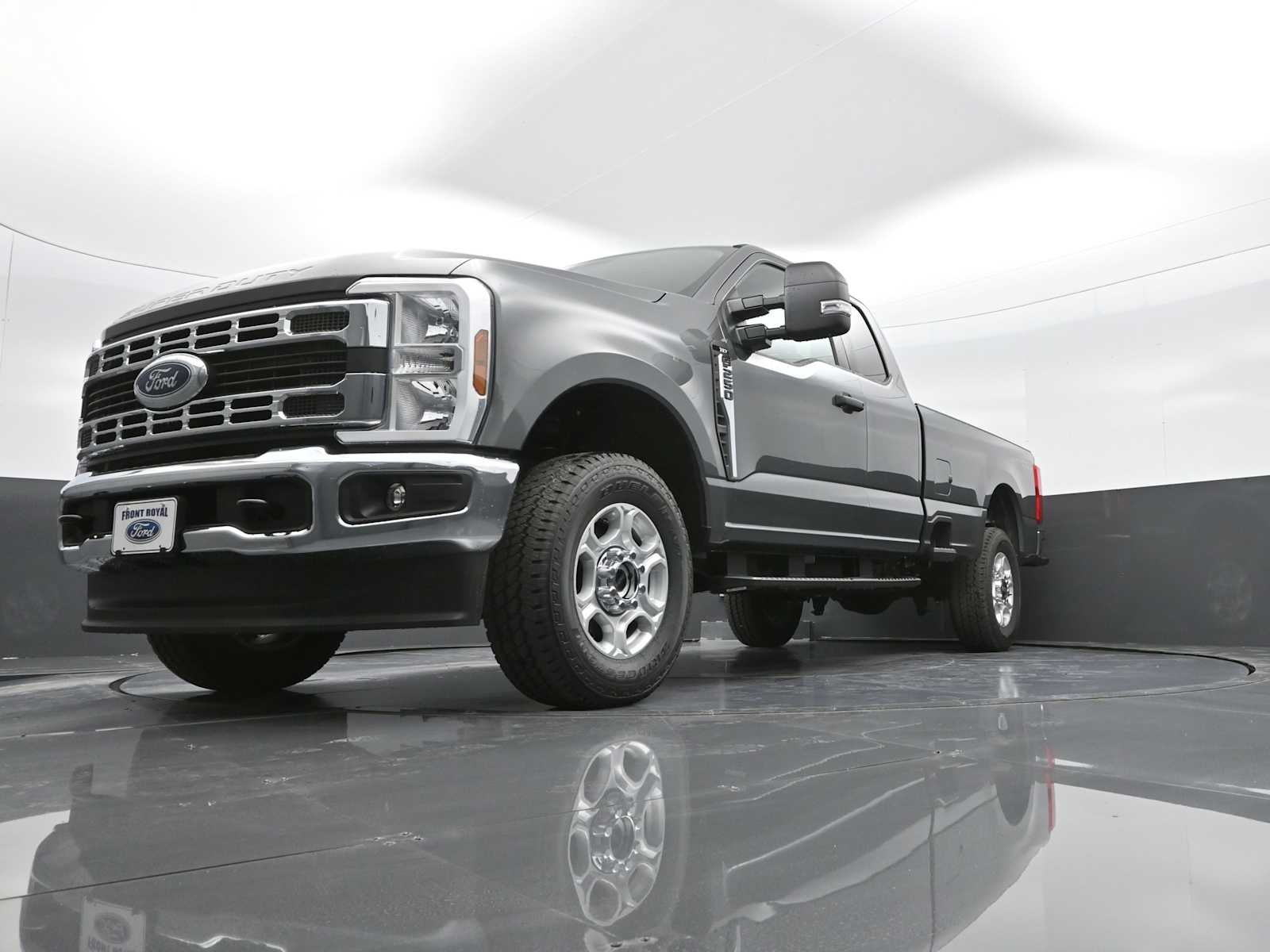 2026 Ford Super Duty F-250 SRW XLT