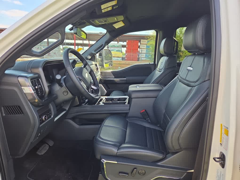 2026 Ford Super Duty F-250 SRW Platinum