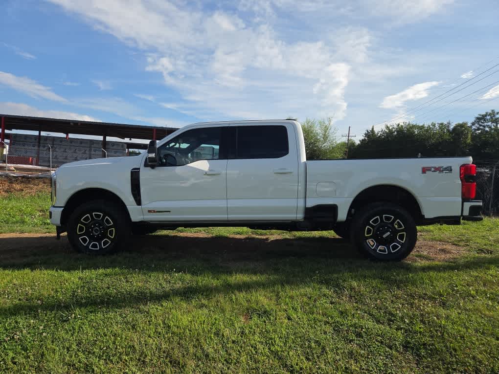 2026 Ford Super Duty F-250 SRW Platinum