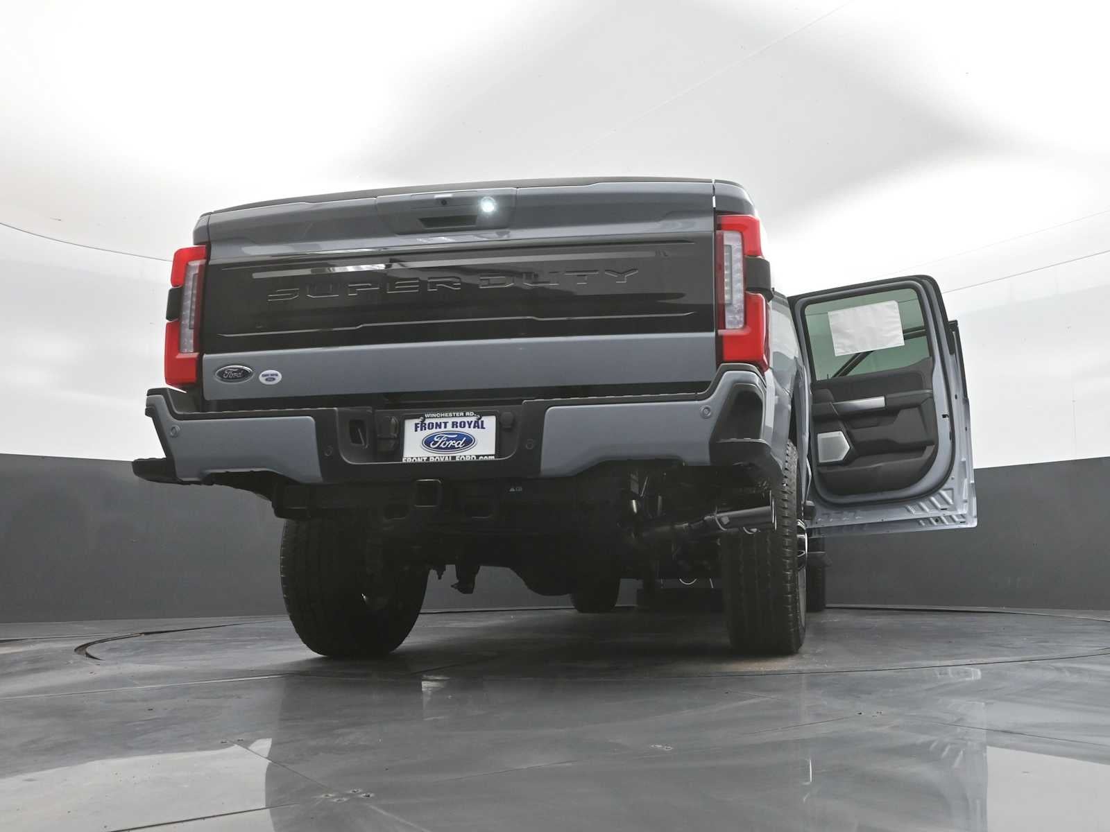 2026 Ford Super Duty F-250 SRW Platinum