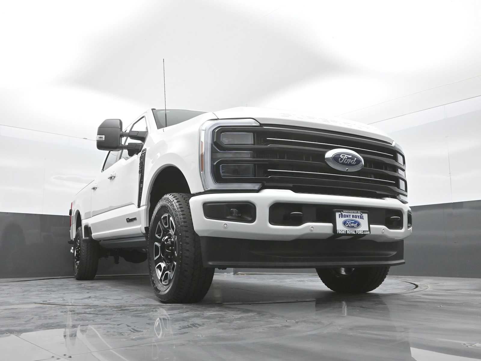 2026 Ford Super Duty F-250 SRW Platinum