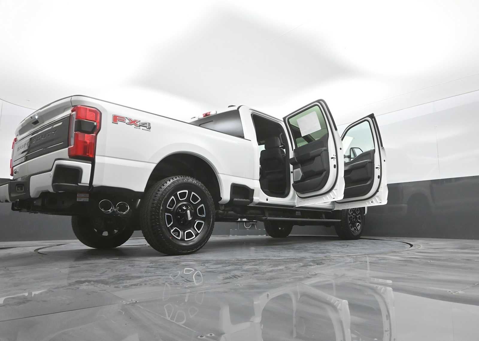 2026 Ford Super Duty F-250 SRW Platinum