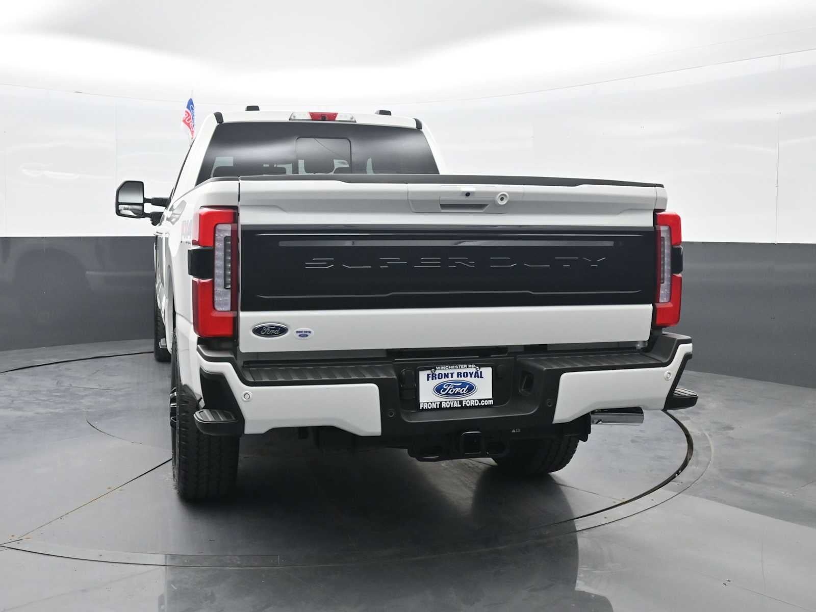 2026 Ford Super Duty F-250 SRW Platinum