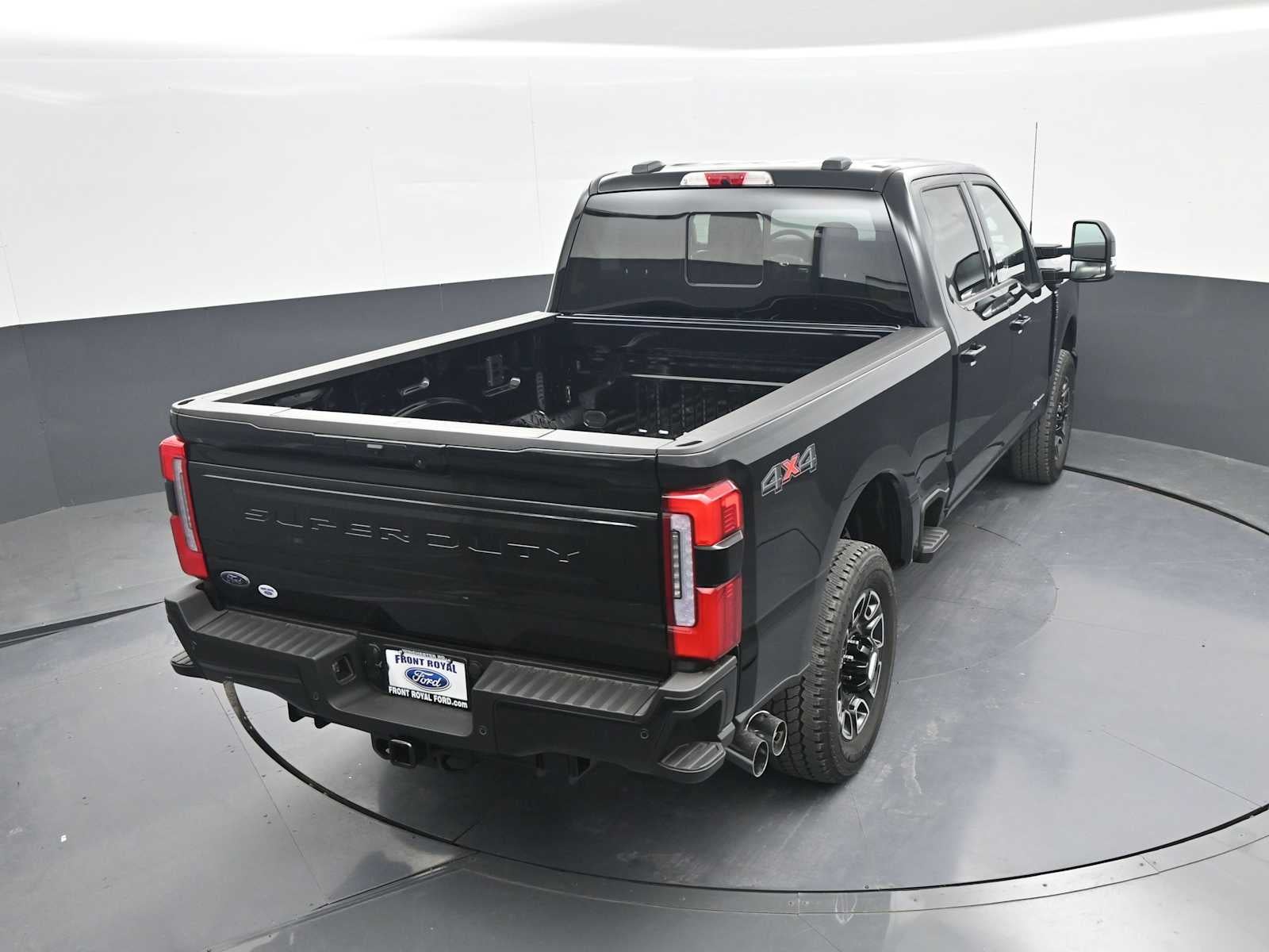 2026 Ford Super Duty F-250 SRW Platinum