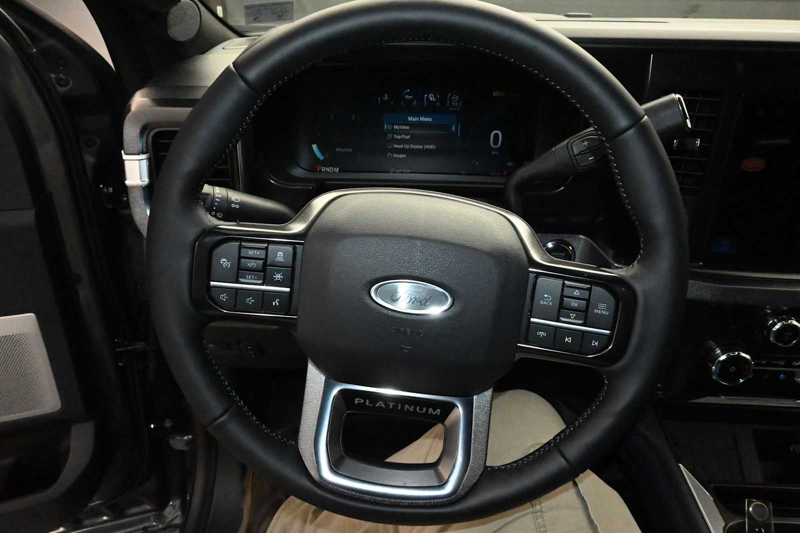 2026 Ford Super Duty F-250 SRW Platinum