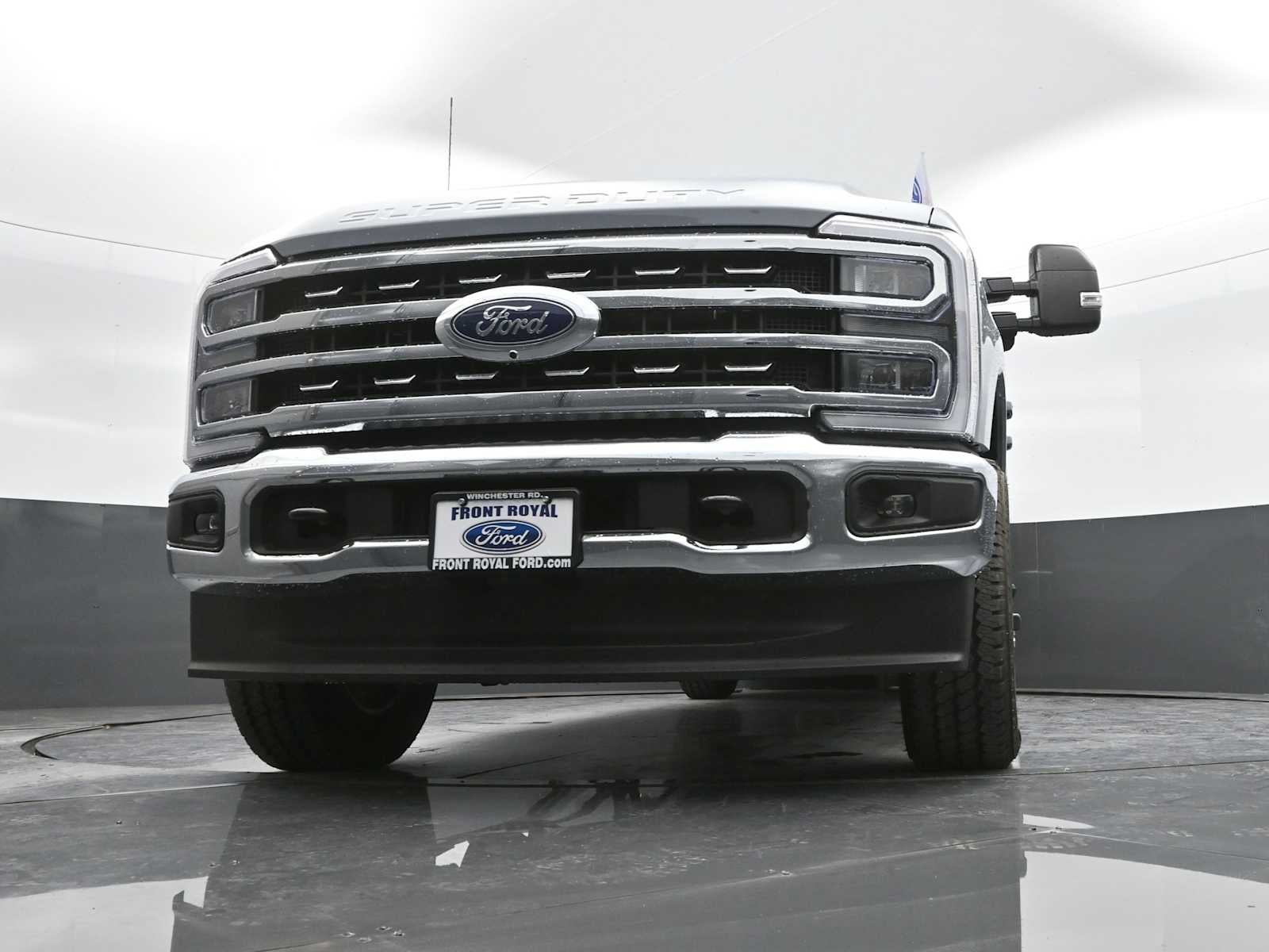 2026 Ford Super Duty F-350 SRW LARIAT